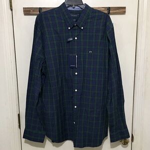 NWT Crown & Ivy Navy & Green Plaid Classic Fit (XL